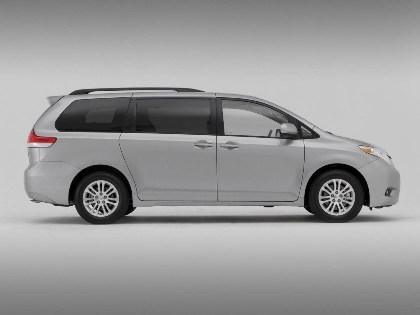 Toyota Sienna 2010
