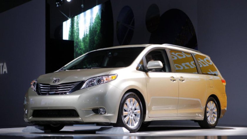 Тойота а семиместна