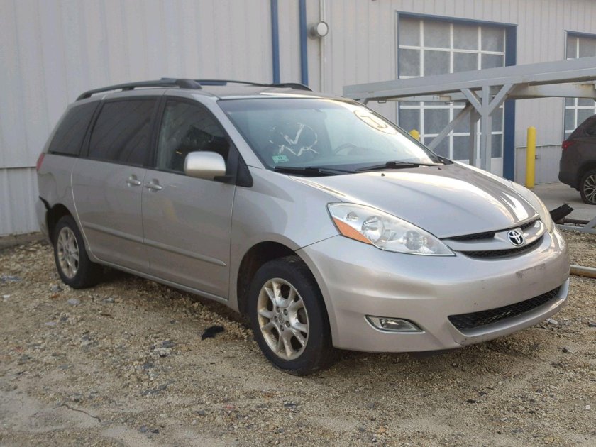 Toyota Sienna 2006