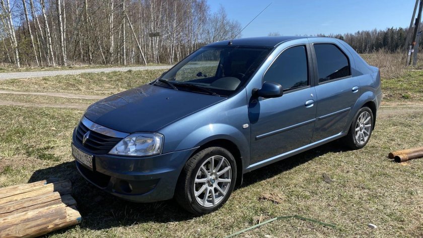 Рено логан 1.4 2010 года