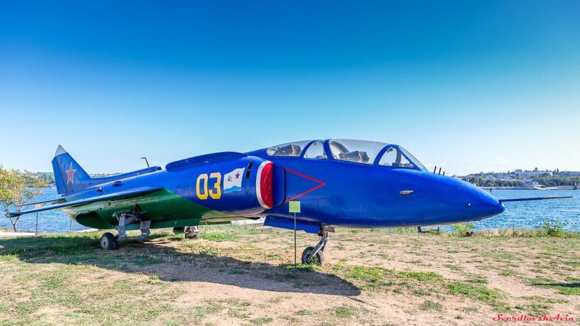 Як-38м кабина