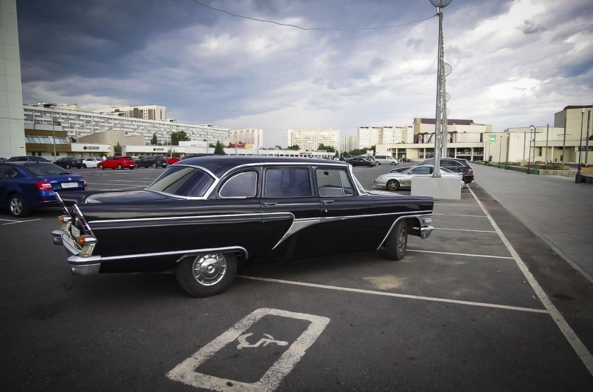 ГАЗ 13 Чайка лимузин