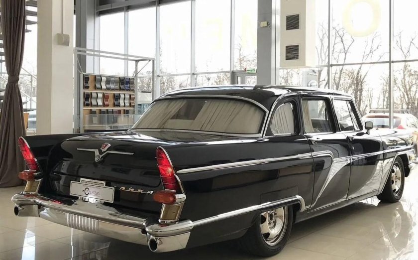 Автомобиль чайка