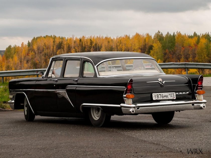 Чайка машина ГАЗ 13