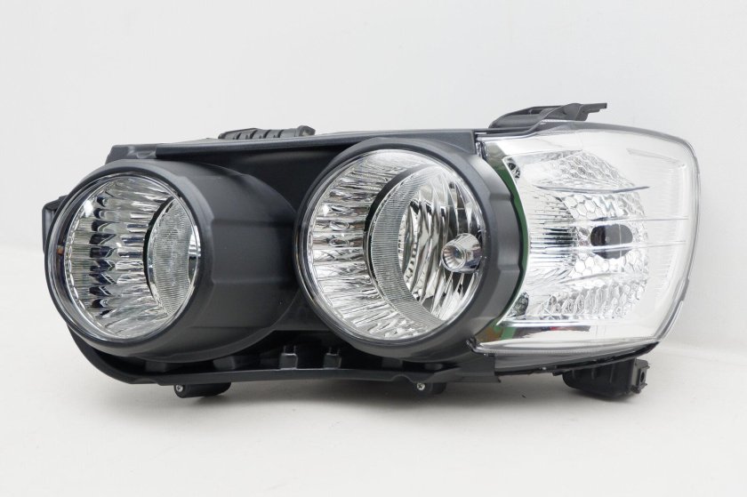 Передняя фара