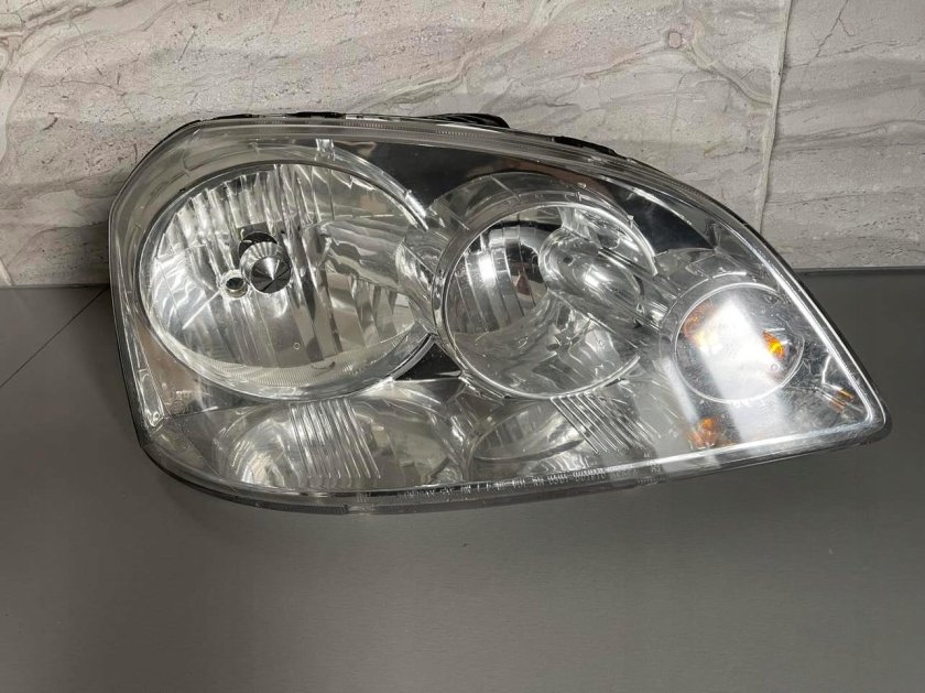 Фара Фольксваген Джетта 5