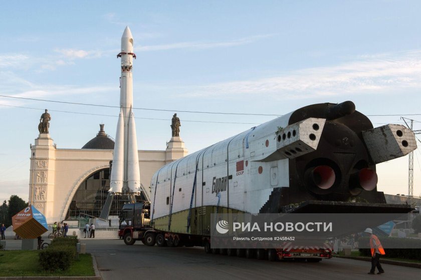 Буран космический корабль на ВДНХ