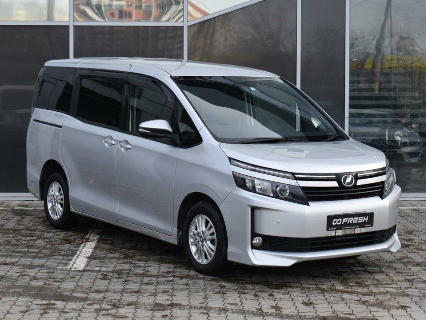 Тойота вокси гибрид