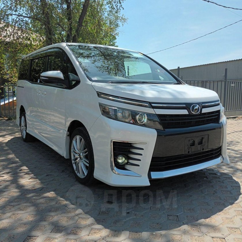 Тойота Вокси отзывы владельцев 4вд