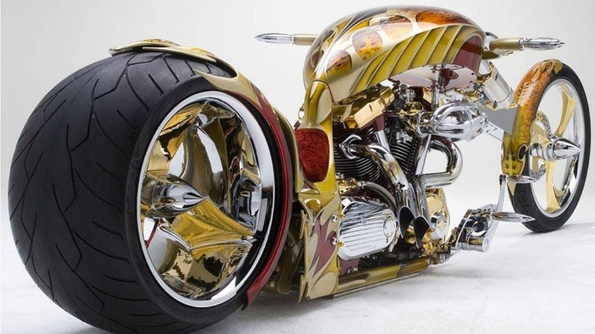 Yamaha Road Star BMS (золотой чоппер)