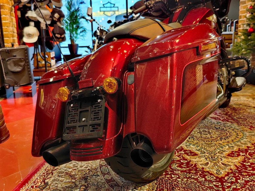 Harley davidson street glide