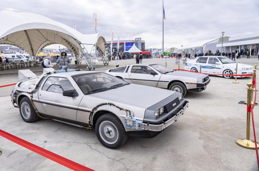 Delorean dmc 12 назад в будущее