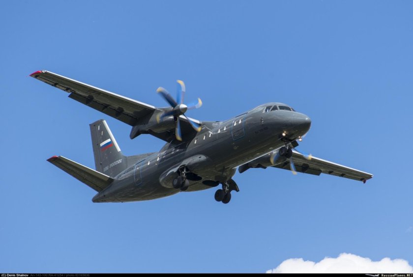 АН-140 ВВС РФ