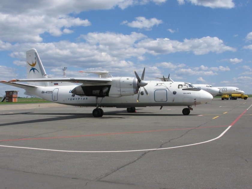 АН 24 турбовинтовой