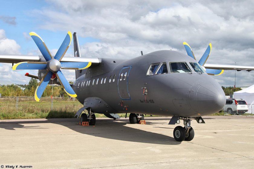 АН-140 ВВС РФ