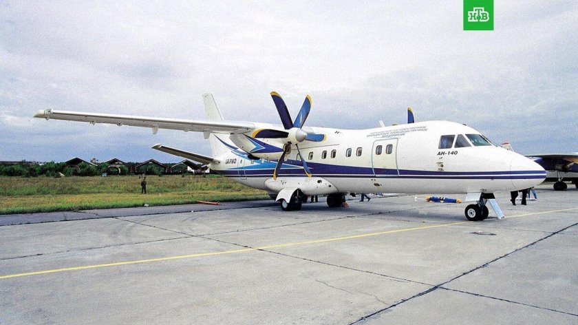 Турбовинтовой самолет АН-140