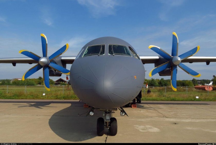 АН-140 ВВС РФ