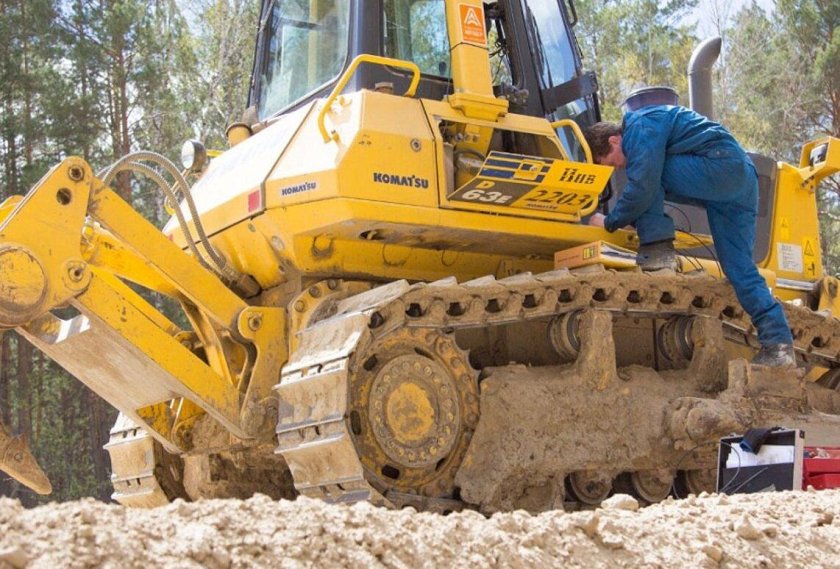 Экскаватор бульдозер