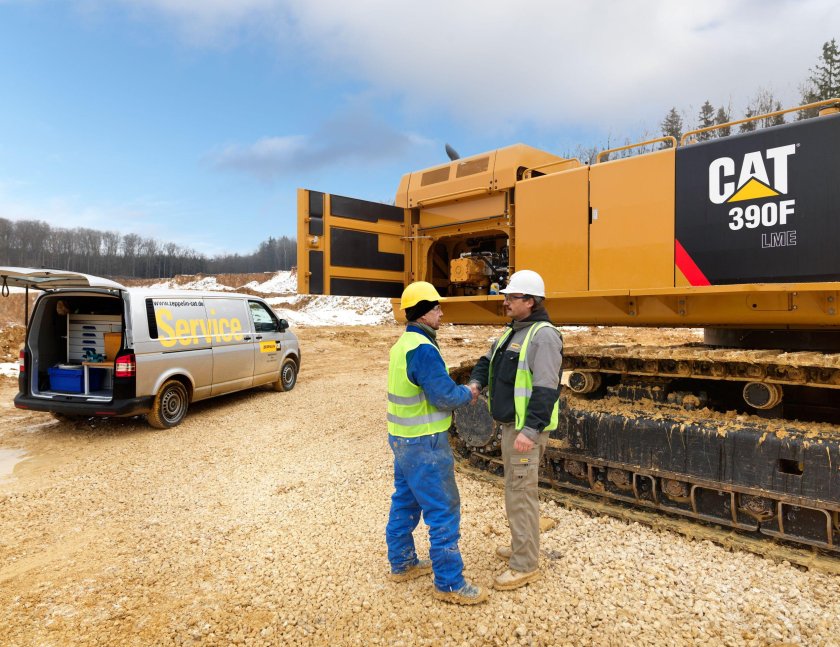 Caterpillar service