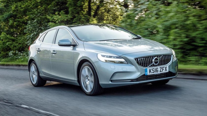Вольво v40 2016