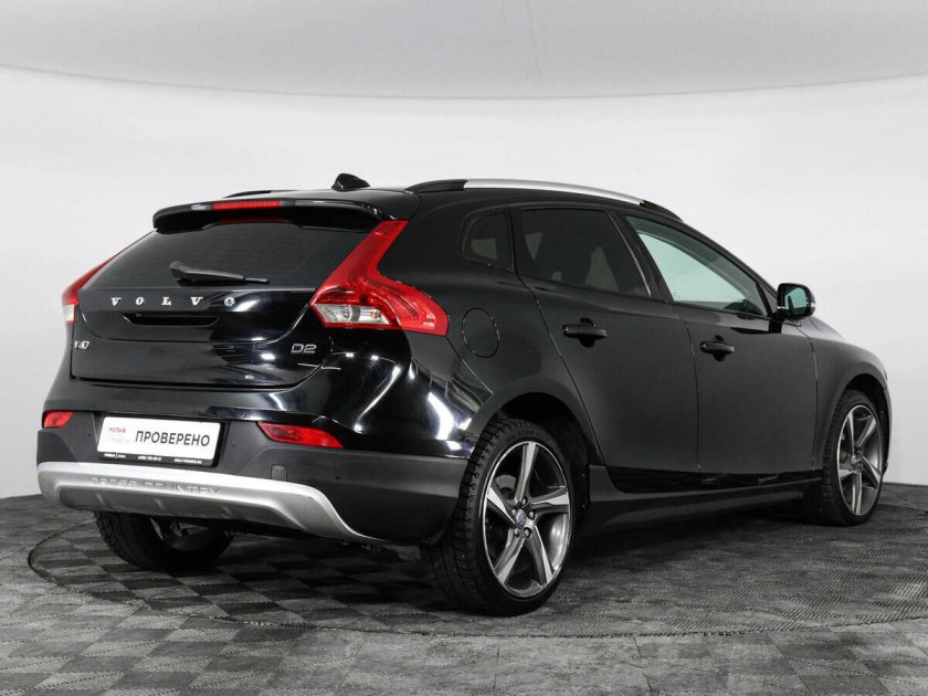 Volvo v 40