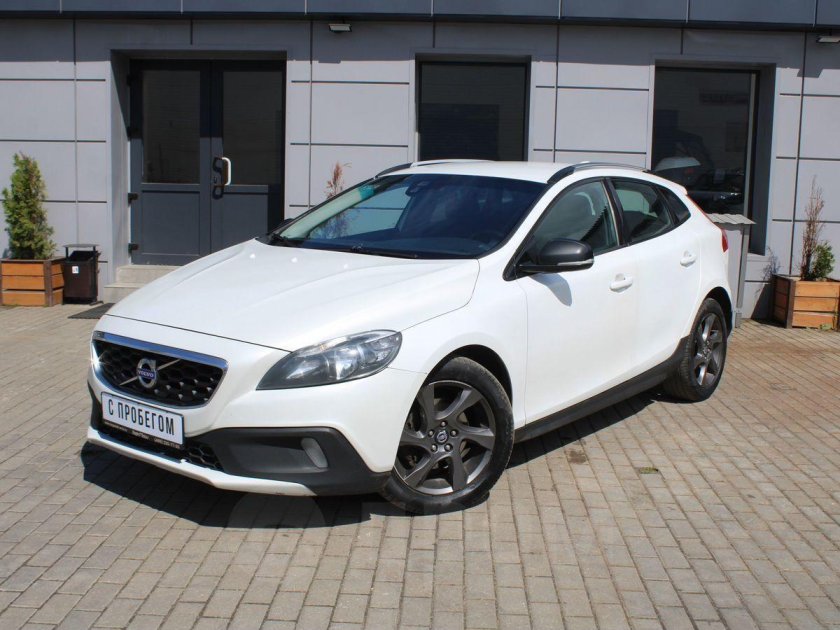 Volvo v40 cross country 2013