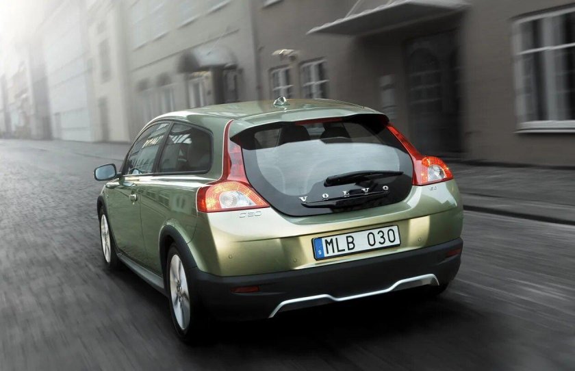 Вольво хэтчбек с 30