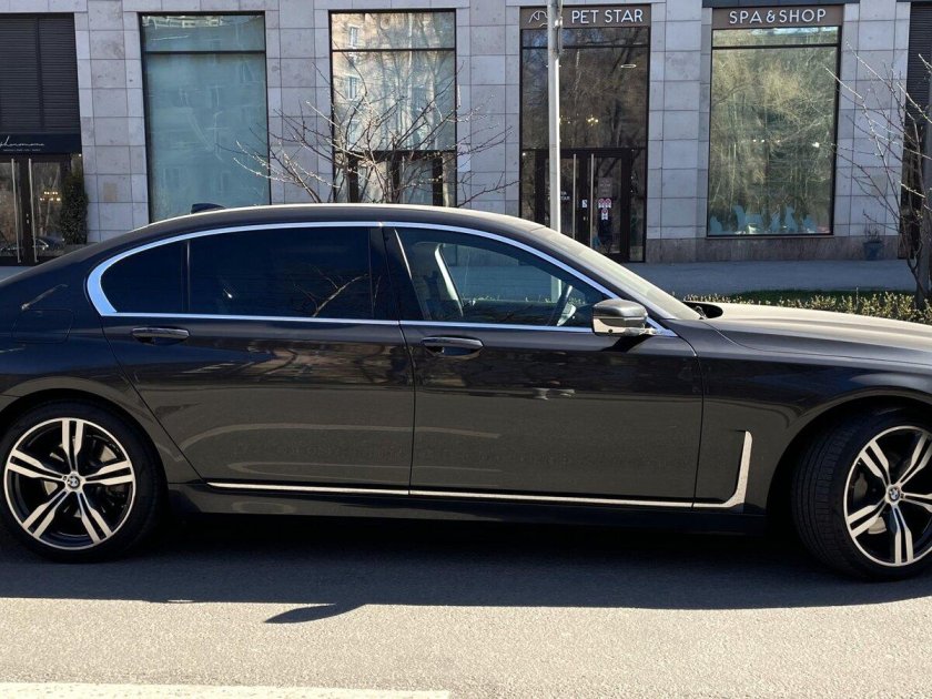 Бмв 7 серии g 11