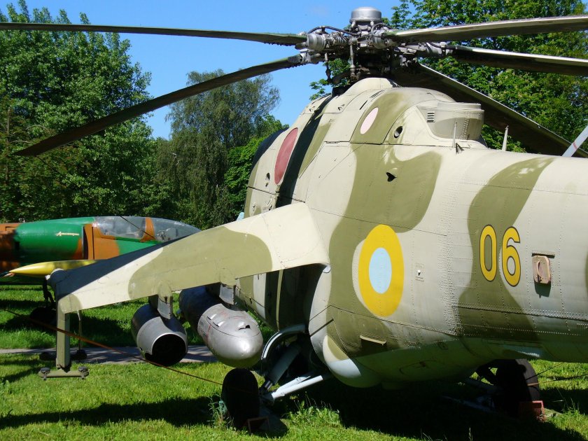 Вертолет \ ми-24а\