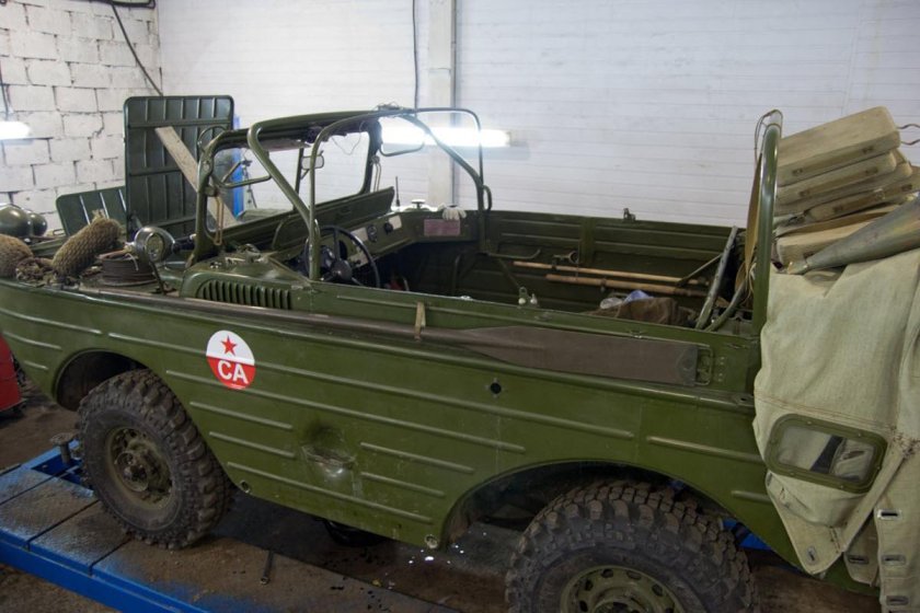 ГАЗ 46 амфибия