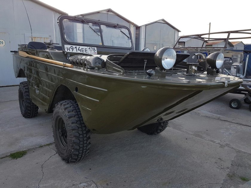 ГАЗ 46 амфибия
