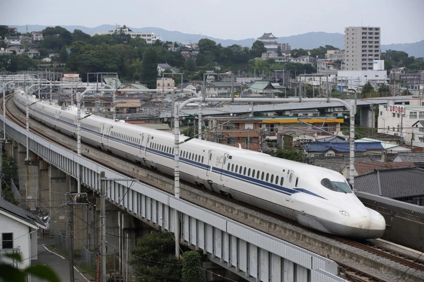 Поезд Токио Синкансен