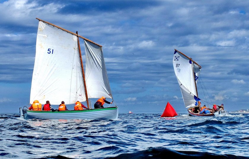 Парусник спортивный