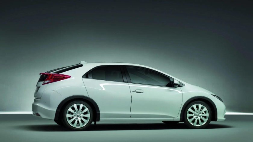 Honda Civic Hatchback 2012