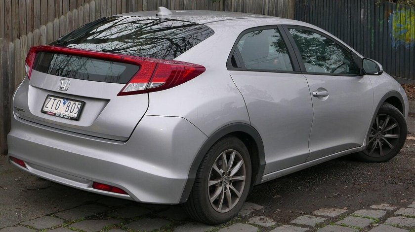 Хонда Цивик 9 хэтчбек