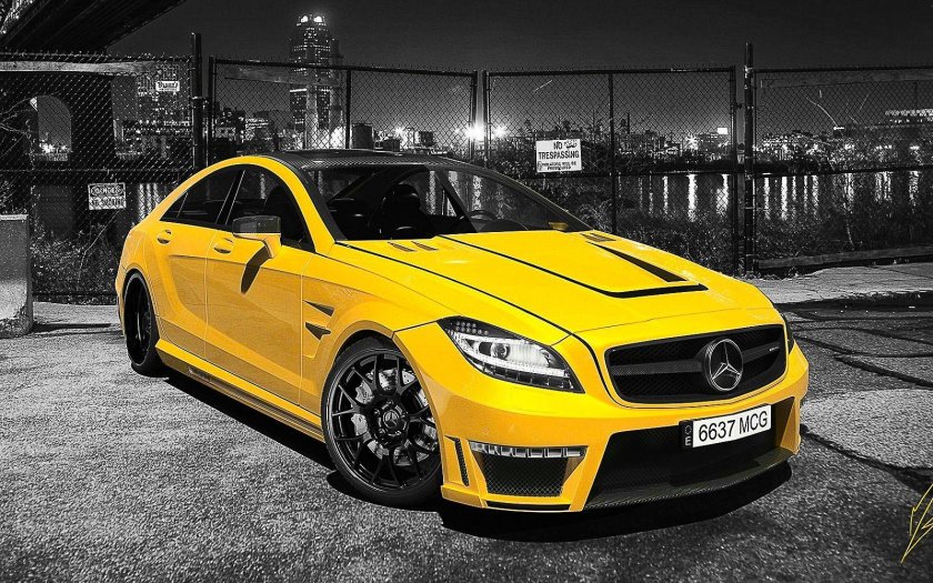 Золотой Мерседес CLS 63 AMG