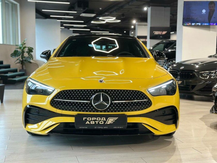 Mercedes benz cla 200