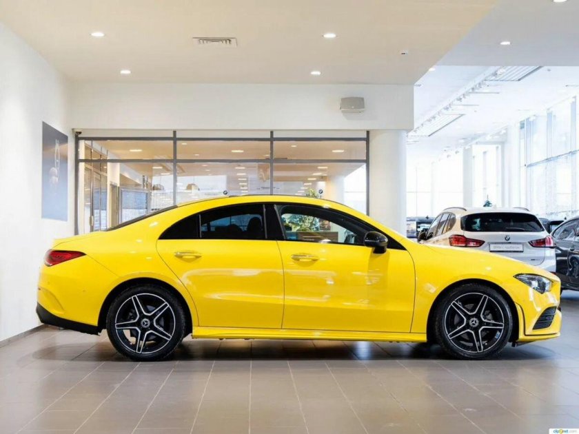 Mercedes benz cla 200