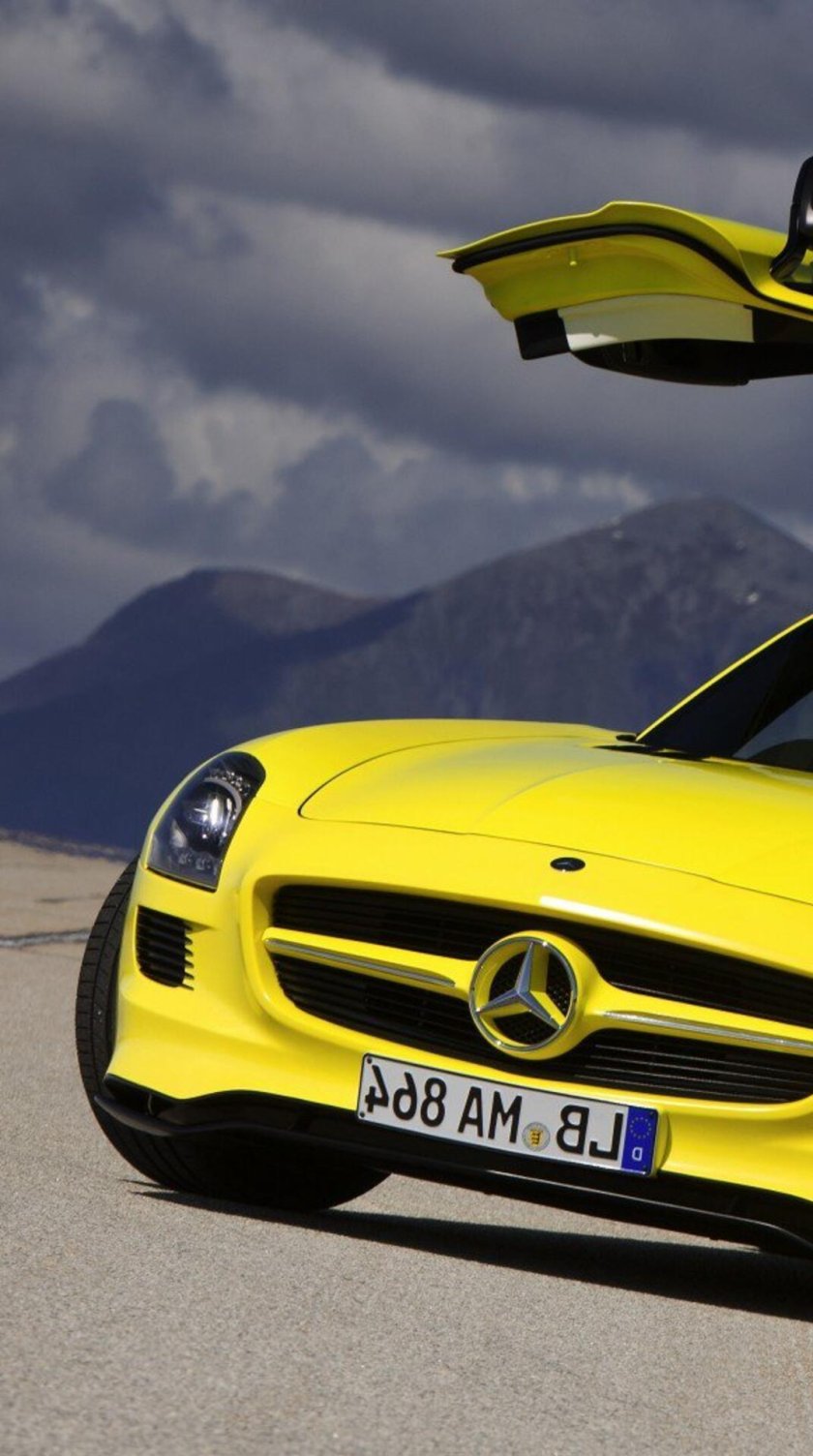 Mercedes benz sls amg e cell