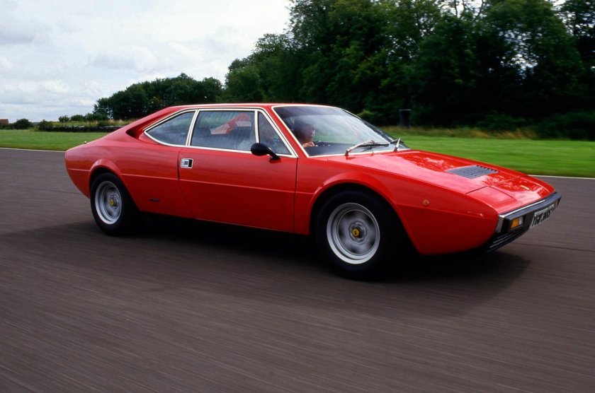 Ferrari 308 gt4