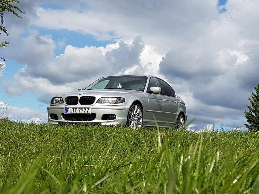 BMW на природе