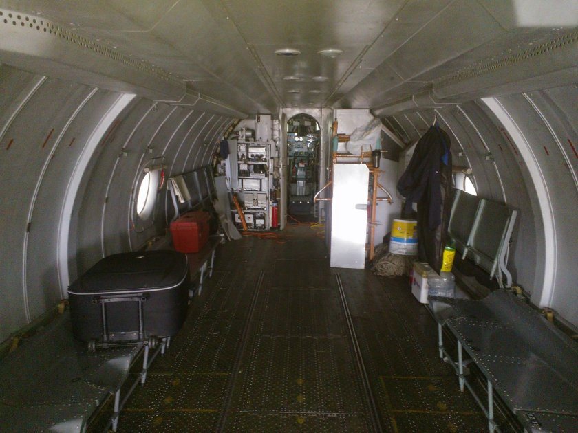 АН 26 кабина