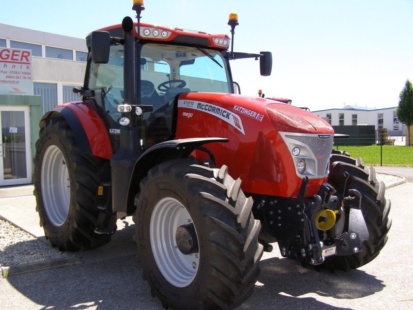 Трактор КАМАЗ хтх 215