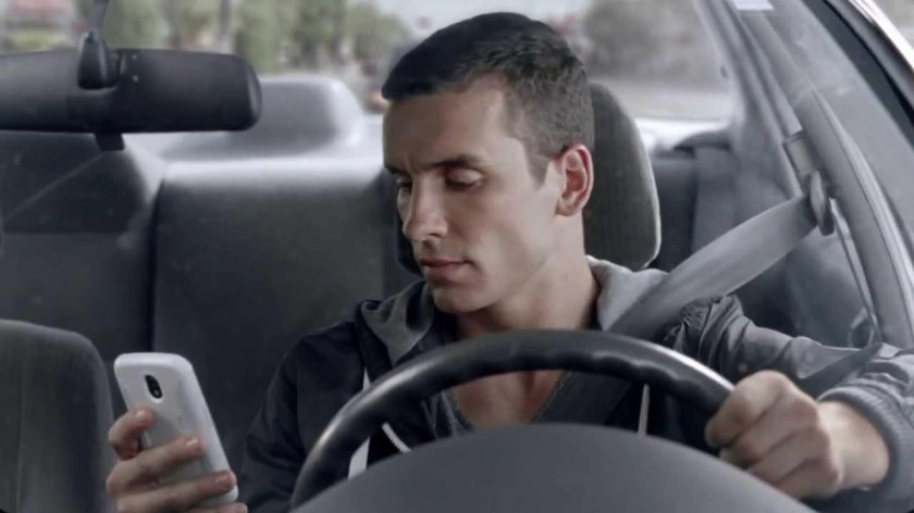 Мужчина за рулем