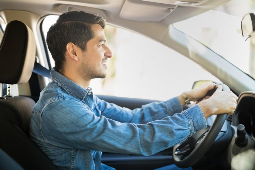 Человек за рулем