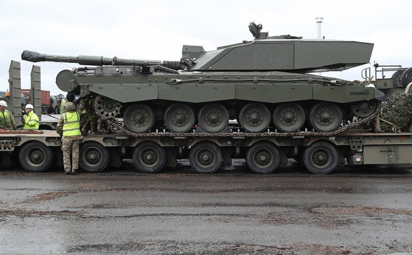 Challenger 2