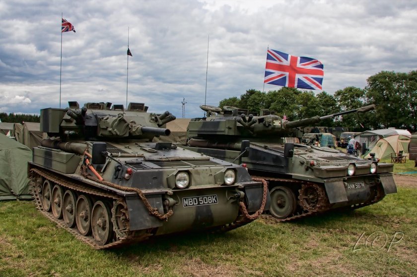 Танк fv101 Scorpion