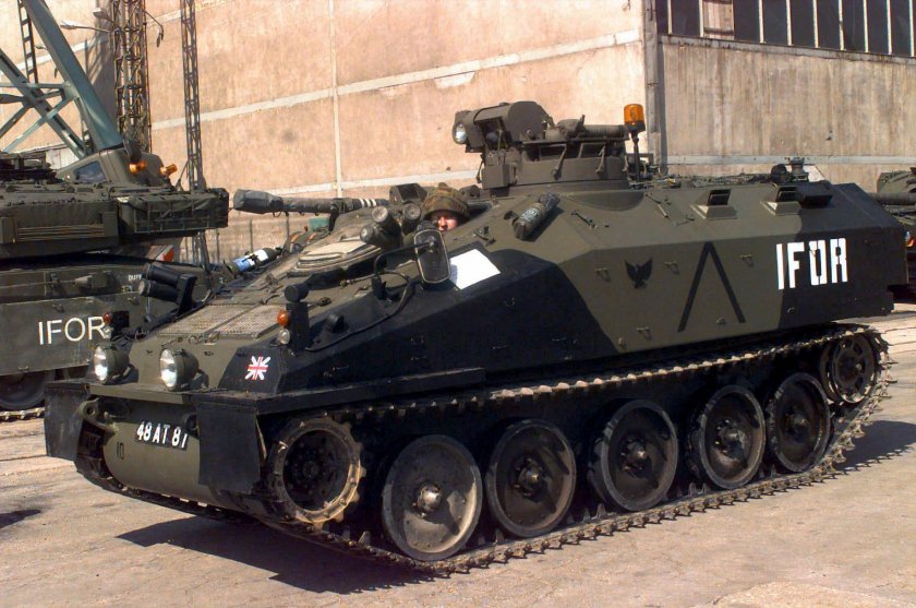 БТР fv103 Spartan