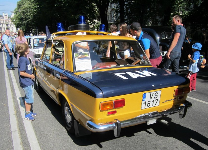 Автомобиль Латвия