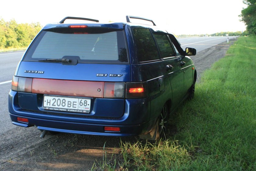 ВАЗ 2111 сзади